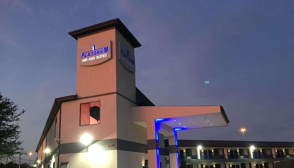 Platinum Inn And Suites Houston Exterior photo
